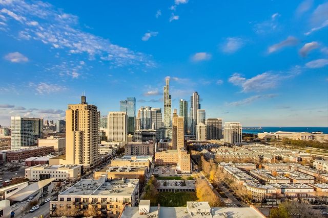 1600 S Indiana Avenue 1602, Chicago, IL 60616