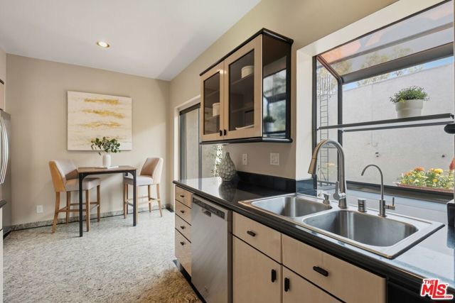 4338 Gentry Avenue 4, Studio City (los Angeles), CA 91604