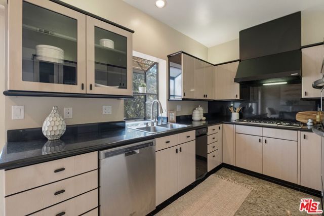 4338 Gentry Avenue 4, Studio City (los Angeles), CA 91604