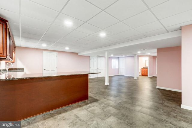 57 PLEASANT RD, Gordonville, PA 17529