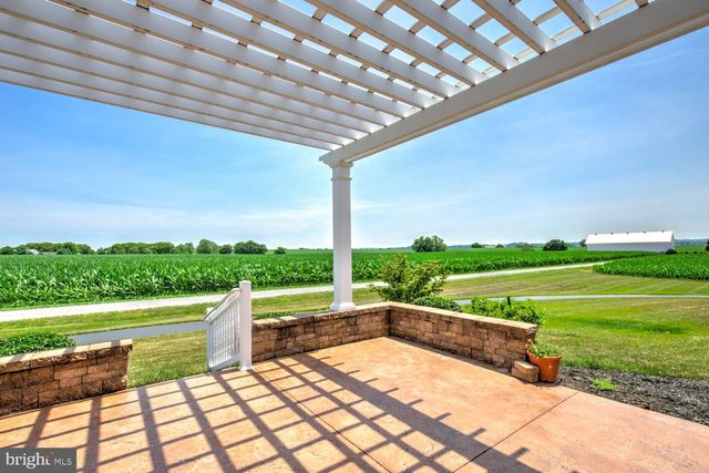 57 PLEASANT RD, Gordonville, PA 17529