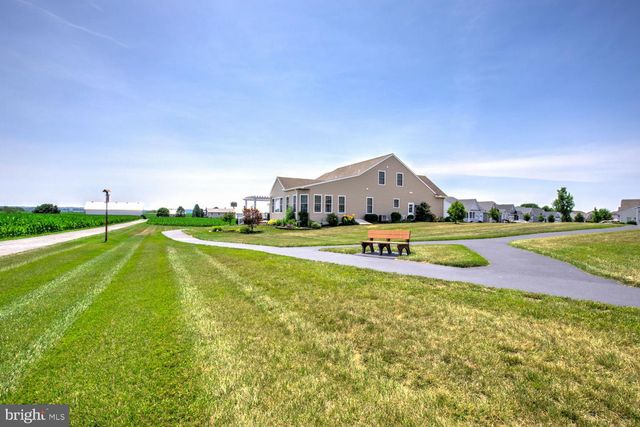 57 PLEASANT RD, Gordonville, PA 17529