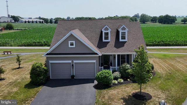 57 PLEASANT RD, Gordonville, PA 17529