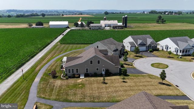 57 PLEASANT RD, Gordonville, PA 17529