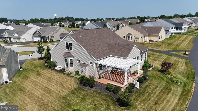 57 PLEASANT RD, Gordonville, PA 17529