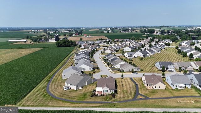 57 PLEASANT RD, Gordonville, PA 17529