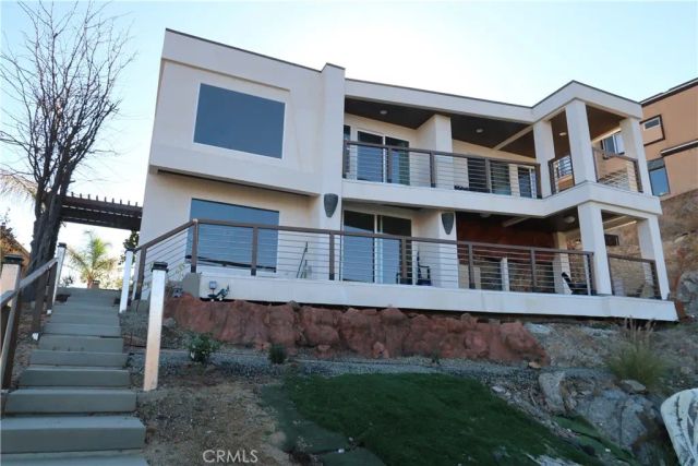 21734 Appaloosa Court, Canyon Lake, CA 92587