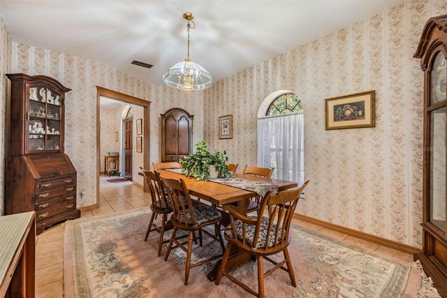 701 DUQUE ROAD, Lutz, FL 33549