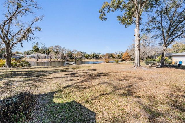 701 DUQUE ROAD, Lutz, FL 33549