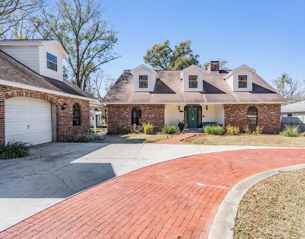 701 DUQUE ROAD, Lutz, FL 33549