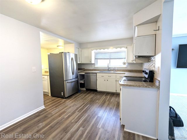 5605 W Utica Road, Shelby Charter Township, MI 48317