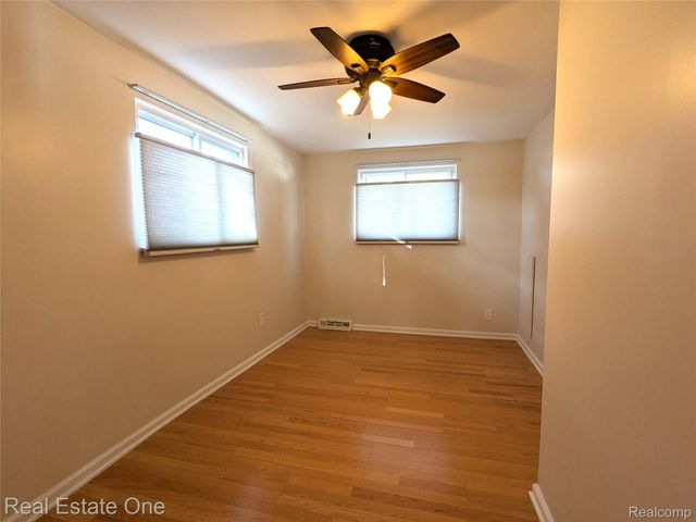 5605 W Utica Road, Shelby Charter Township, MI 48317