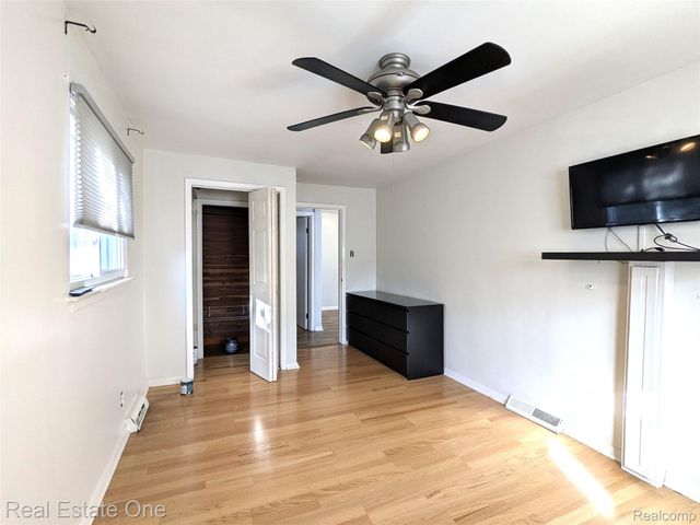 5605 W Utica Road, Shelby Charter Township, MI 48317