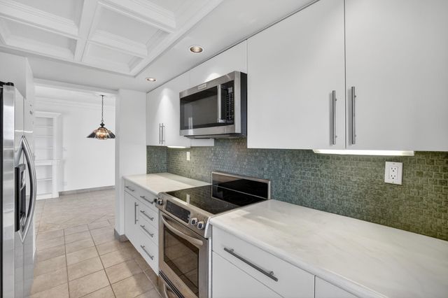 2701 N Ocean Boulevard 7A, Fort Lauderdale, FL 33308