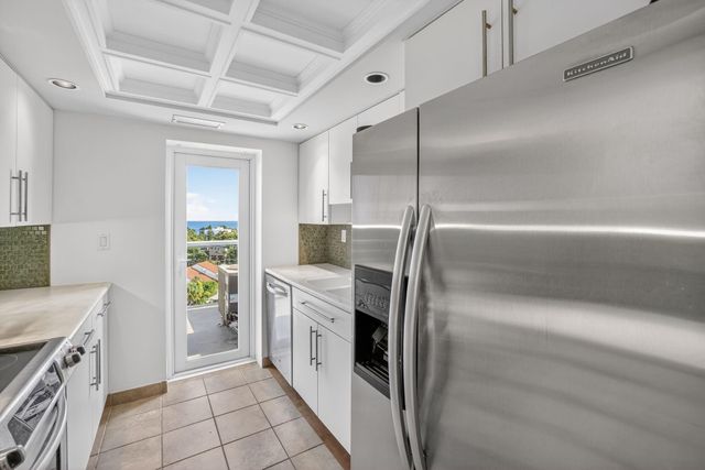 2701 N Ocean Boulevard 7A, Fort Lauderdale, FL 33308