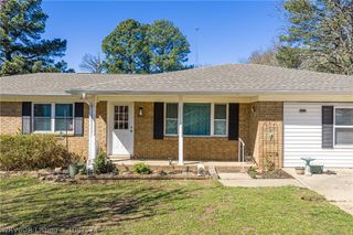 1611 Fairfax Street, Alma, AR 72921