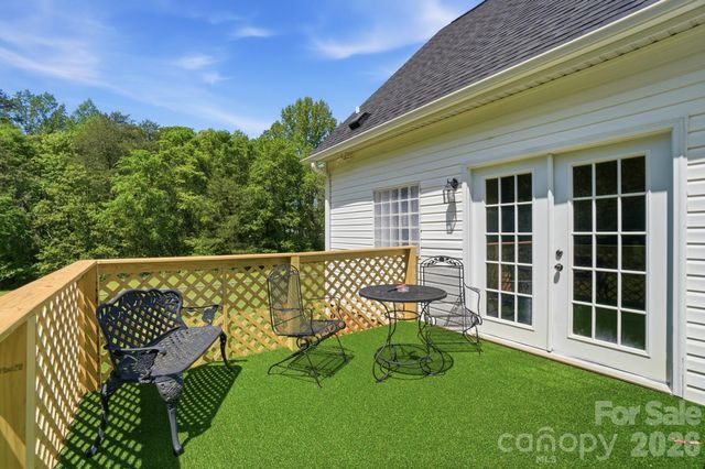 286 Battleground Road, Grover, NC 28073