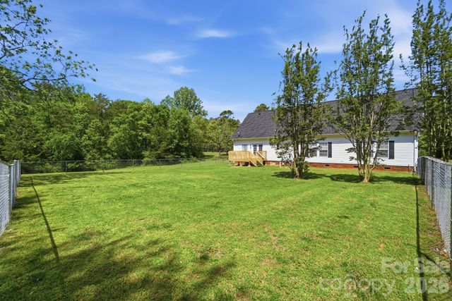 286 Battleground Road, Grover, NC 28073