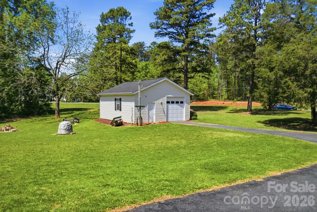 286 Battleground Road, Grover, NC 28073