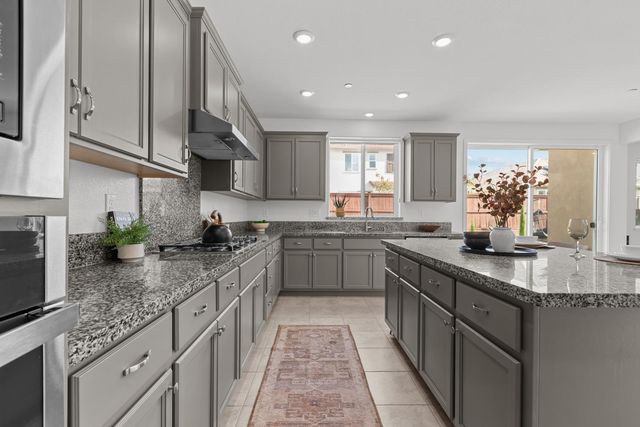 4288 Crescent Way, Folsom, CA 95630