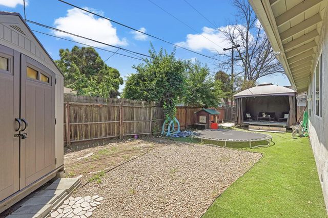 310 Berrendo Ln, Stockton, CA 95207