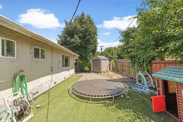 310 Berrendo Ln, Stockton, CA 95207