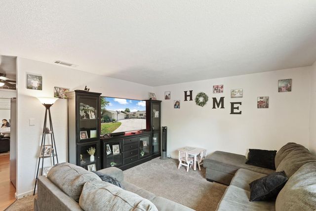 310 Berrendo Ln, Stockton, CA 95207
