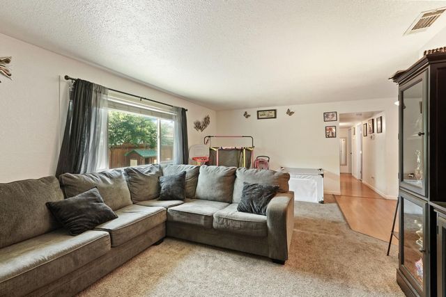 310 Berrendo Ln, Stockton, CA 95207