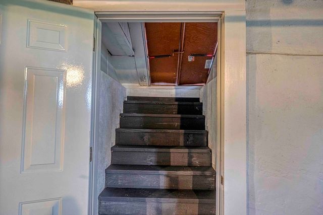 112 Dewolf St, New Bedford, MA 02740