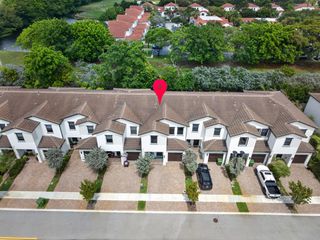 223 SW 159th Terrace, Pembroke Pines, FL 33027