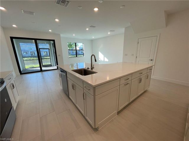 4101 Sonoma Oaks CIR, Naples, FL 34119
