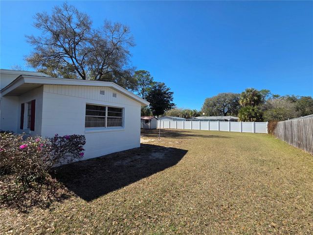 10082 GLENMAR DRIVE, Citrus Springs, FL 34434