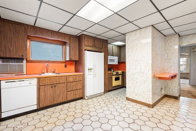 40 Century Street, Medford, MA 02155