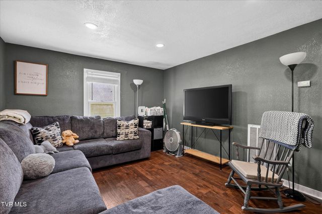 424 Lucy Road, Kingsport, TN 37660