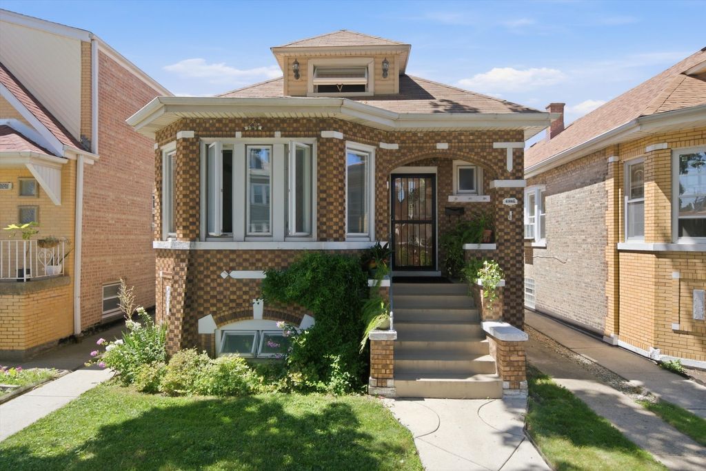 4846 S Tripp Avenue, Chicago, IL 60632 — exterior