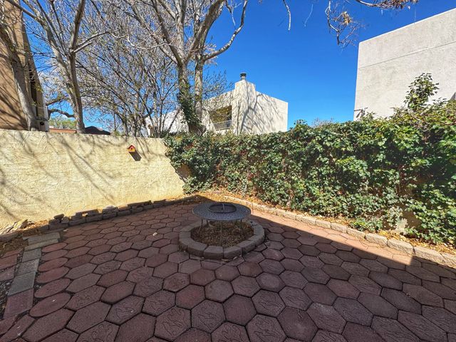 2111 New York Avenue SW, Albuquerque, NM 87104