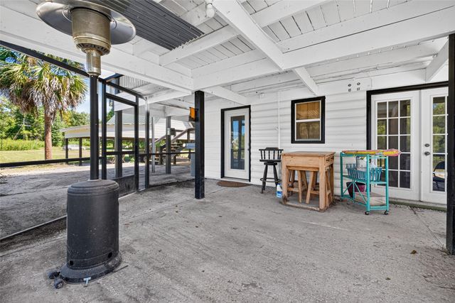 370 County Road 1333, Liberty, TX 77575