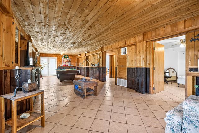 370 County Road 1333, Liberty, TX 77575