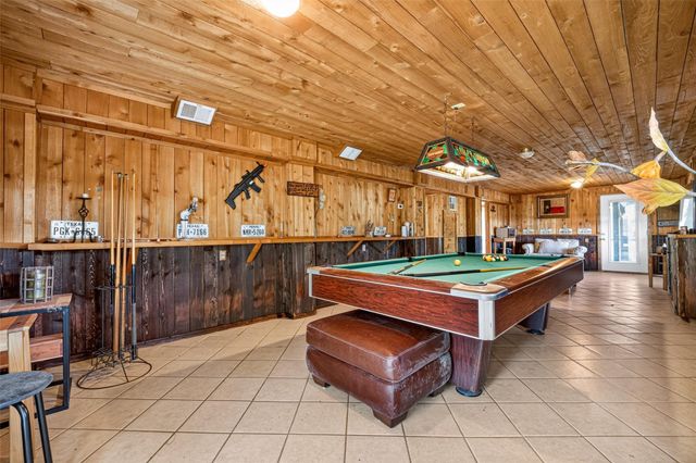 370 County Road 1333, Liberty, TX 77575