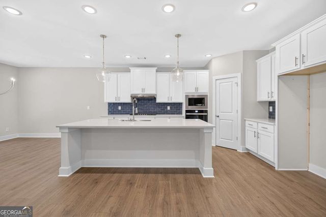 4767 E Reed Road, Gainesville, GA 30507