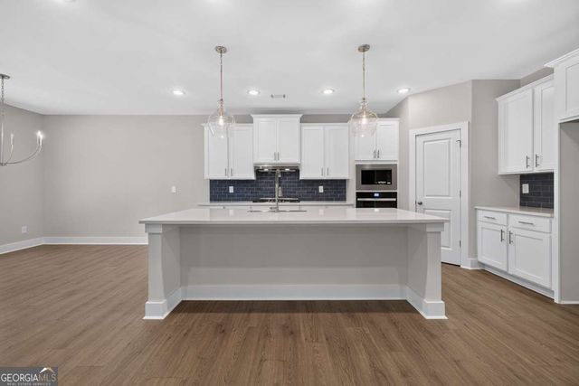 4767 E Reed Road, Gainesville, GA 30507