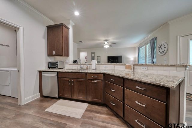 6111 Hamilton Meadows Way, Tyler, TX 75703