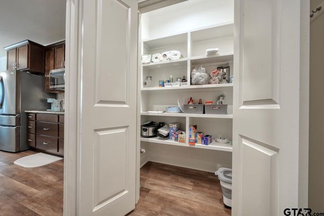 6111 Hamilton Meadows Way, Tyler, TX 75703