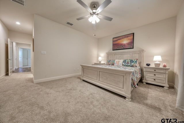 6111 Hamilton Meadows Way, Tyler, TX 75703