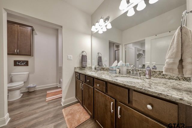 6111 Hamilton Meadows Way, Tyler, TX 75703
