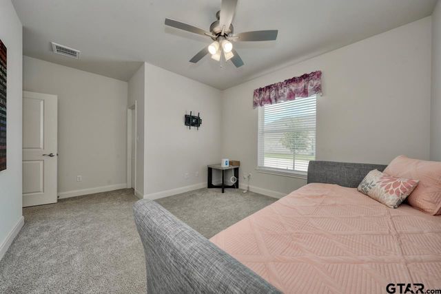 6111 Hamilton Meadows Way, Tyler, TX 75703