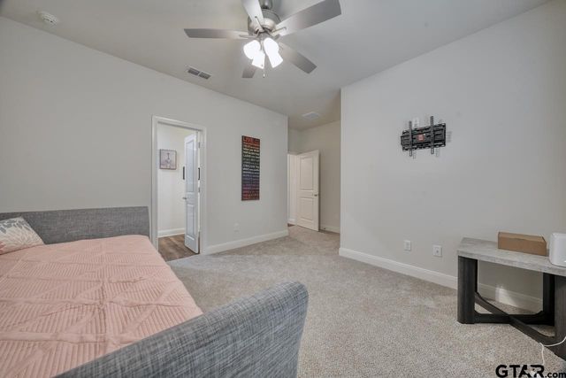 6111 Hamilton Meadows Way, Tyler, TX 75703