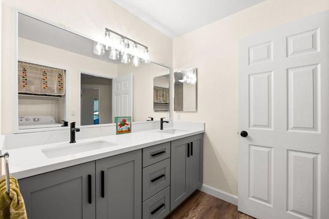6043 Joaquin Murieta Avenue B, Newark, CA 94560