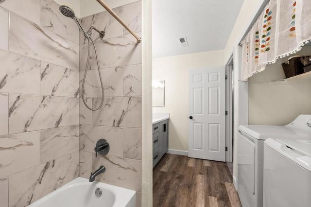 6043 Joaquin Murieta Avenue B, Newark, CA 94560