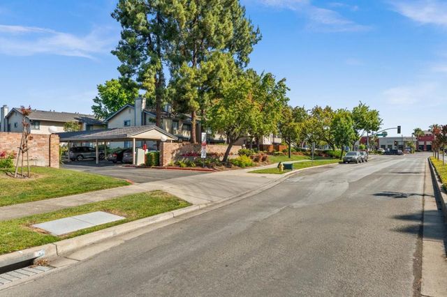 6043 Joaquin Murieta Avenue B, Newark, CA 94560